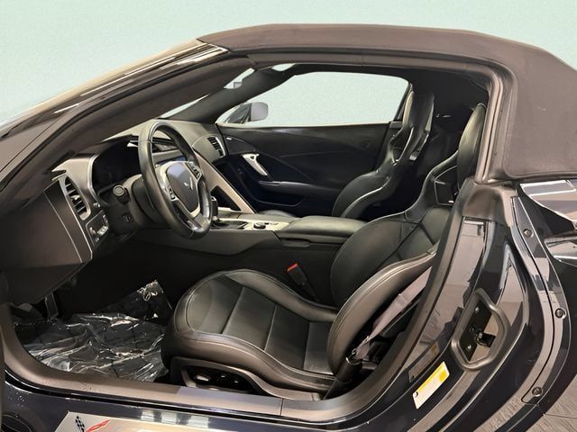 Used 2015 Chevrolet Corvette Stingray Convertible w/ 3LT Preferred Equipment Group RWD image 16