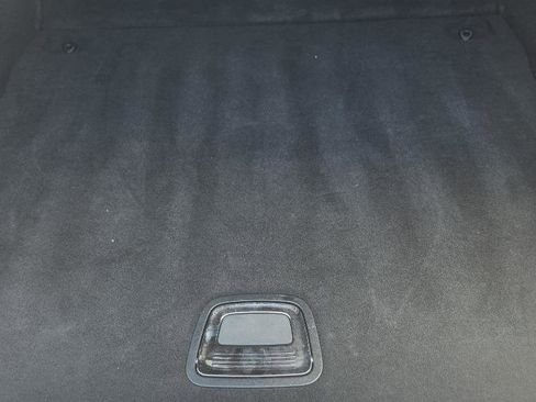 Used 2018 Mercedes-Benz S 560 Sedan image 17