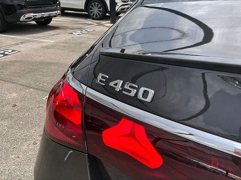 Used 2026 Mercedes-Benz E 450 4MATIC Sedan image 10