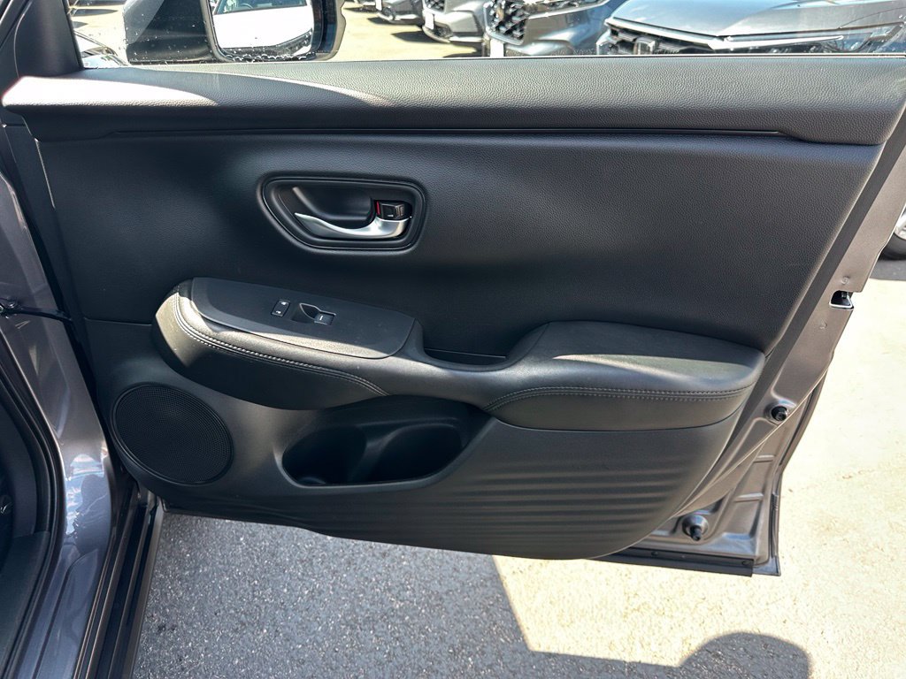 Certified 2025 Honda HR-V LX image 14