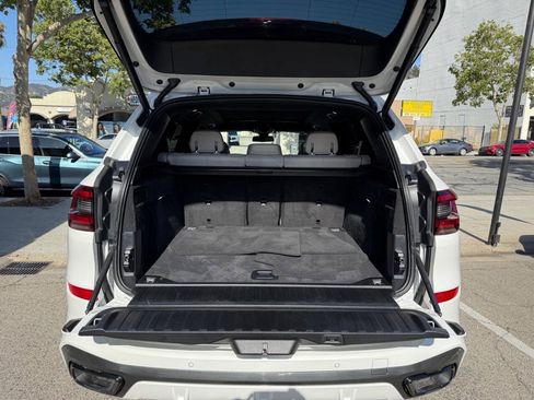 Used 2022 BMW X5 sDrive40i w/ M Sport Package RWD image 46
