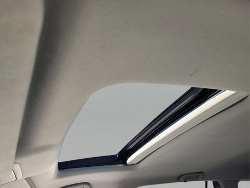 Used 2018 Honda Pilot EX-L image 17