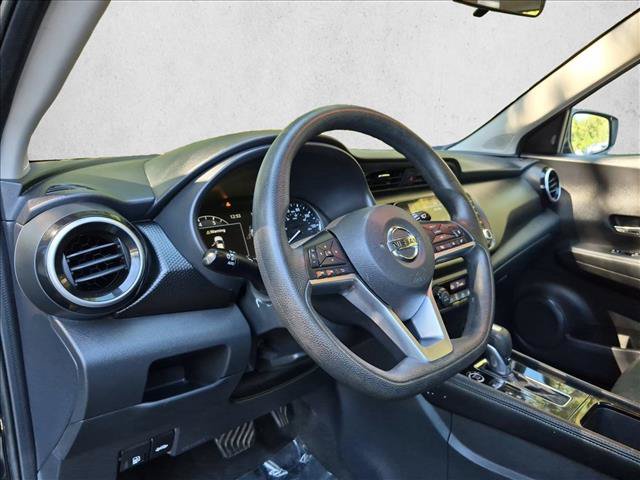 Used 2021 Nissan Kicks SV FWD image 10