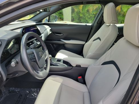 Certified 2024 Lexus UX 250h FWD image 20