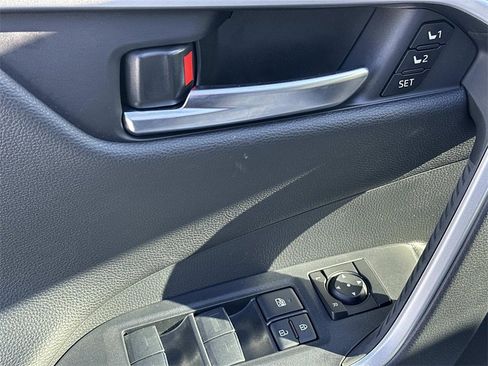 New 2025 Toyota RAV4 Limited image 15