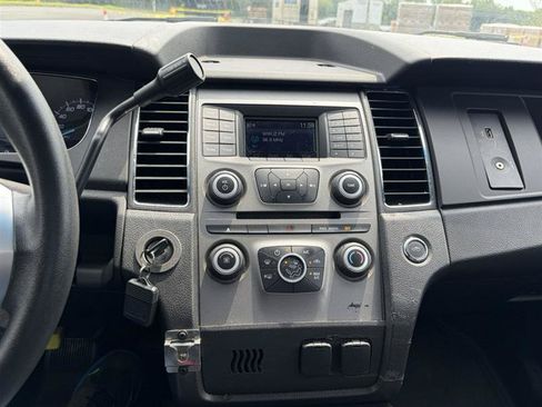 Used 2017 Ford Taurus Police Interceptor AWD image 17