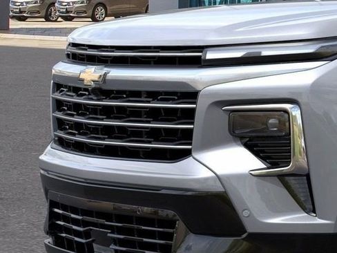 New 2026 Chevrolet Traverse High Country FWD image 14