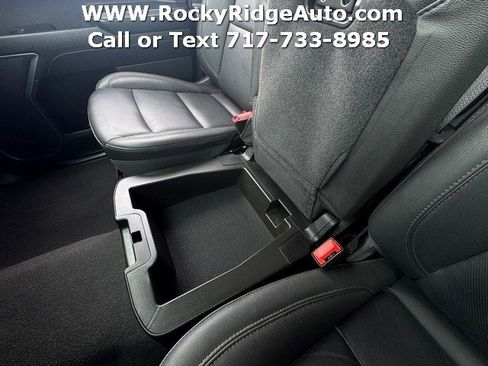 Used 2025 GMC Sierra 1500 SLT AWD/4WD image 19