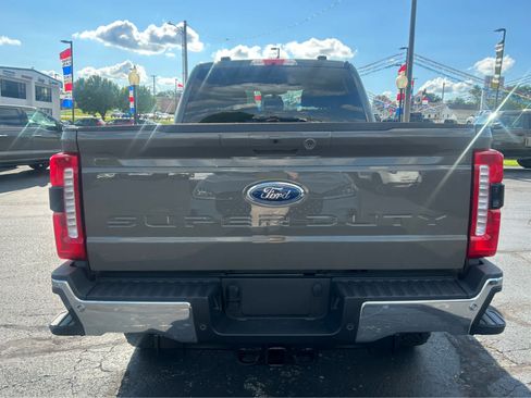 New 2026 Ford F250 XLT w/ XLT Premium Package AWD/4WD image 4