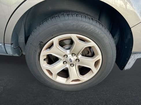 Used 2012 Ford Edge SEL FWD image 10