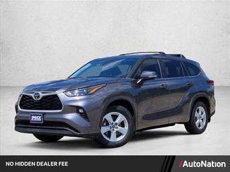 Used 2023 Toyota Highlander LE AWD/4WD video 1