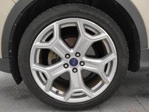 Used 2017 Ford Escape Titanium image 31