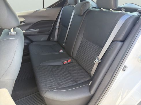 Used 2022 Nissan Kicks SV FWD image 44