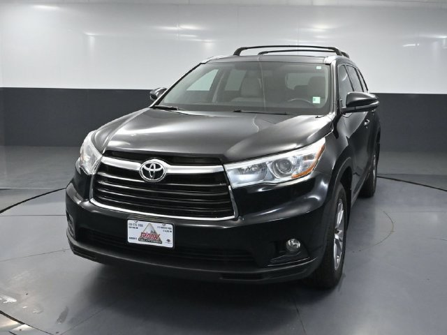 Used 2015 Toyota Highlander XLE AWD/4WD image 8