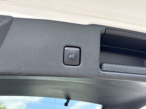 Certified 2022 Ford Escape SE w/ Convenience Package image 12