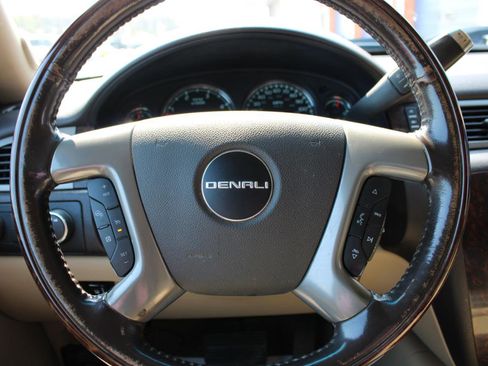 Used 2013 GMC Sierra 3500 Denali image 18