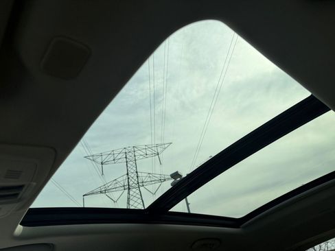 Used 2020 Buick Envision Essence w/ Experience Buick Package image 33