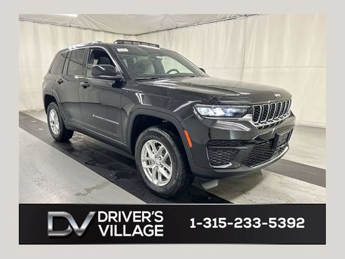 New 2026 Jeep Grand Cherokee Laredo X AWD/4WD image 1