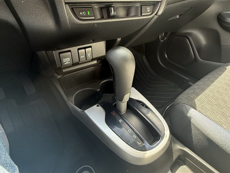 Used 2016 Honda Fit LX image 12