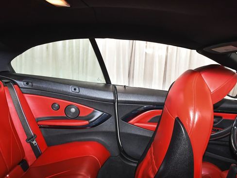 Used 2019 BMW M4 Convertible w/ Competition Package RWD image 59