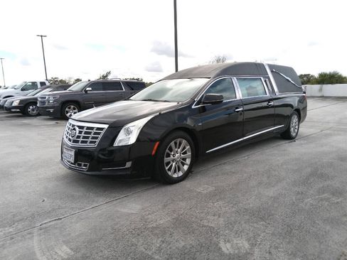 Used 2015 Cadillac XTS Hearse image 8