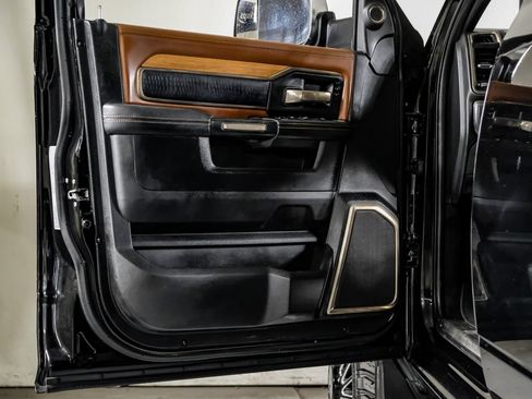 Used 2020 RAM 3500 Limited AWD/4WD image 35