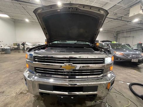 Used 2015 Chevrolet Silverado 2500 LT w/ LT Convenience Package image 2
