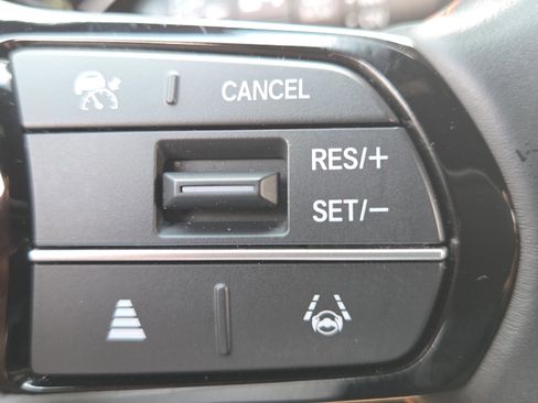 Used 2023 Honda Pilot Sport image 20