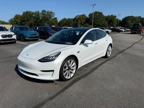 Used 2018 Tesla Model 3 Long Range AWD/4WD image 3