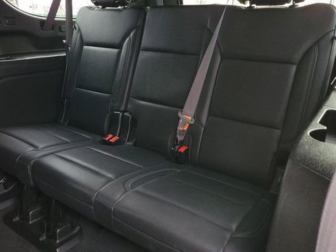 Used 2021 Chevrolet Suburban LT AWD/4WD image 9