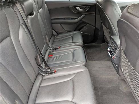Used 2018 Audi Q7 3.0T Prestige w/ Prestige Package image 22