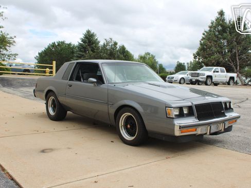 Used 1987 Buick Regal Coupe RWD image 3