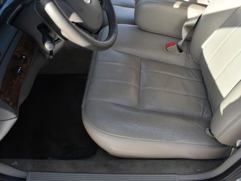 Used 2011 Mercury Grand Marquis LS image 29