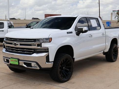 Used 2021 Chevrolet Silverado 1500 LTZ AWD/4WD image 3