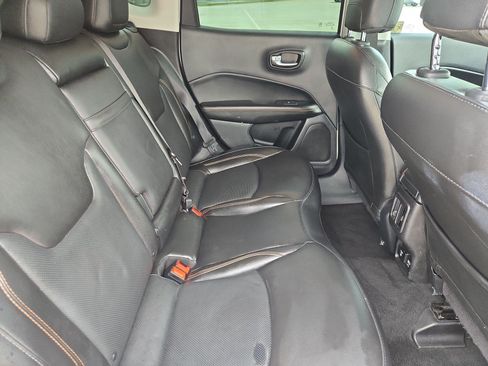 Used 2019 Jeep Compass Limited w/ Safety & Security Group AWD/4WD image 29