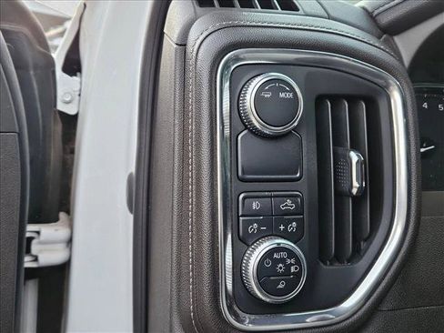 Used 2020 GMC Sierra 1500 SLT image 8