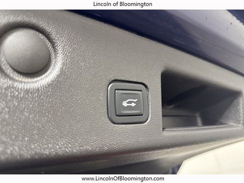 Used 2022 Chevrolet Equinox Premier image 70