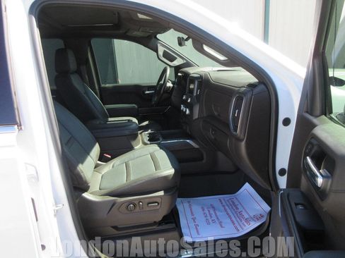 Used 2021 GMC Sierra 1500 Denali w/ Denali Ultimate Package AWD/4WD image 16