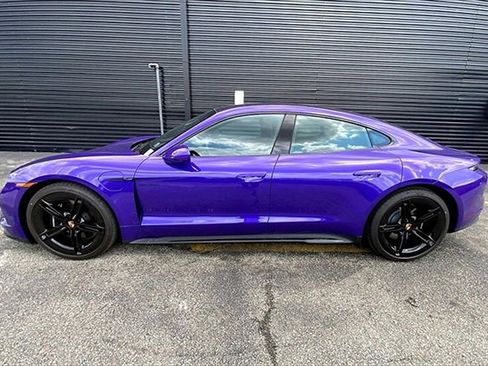 New 2025 Porsche Taycan GTS image 2