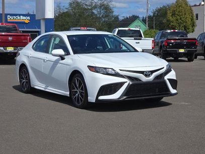 Used 2024 Toyota Camry SE