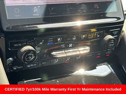 Used 2023 Jeep Grand Cherokee Overland AWD/4WD image 22