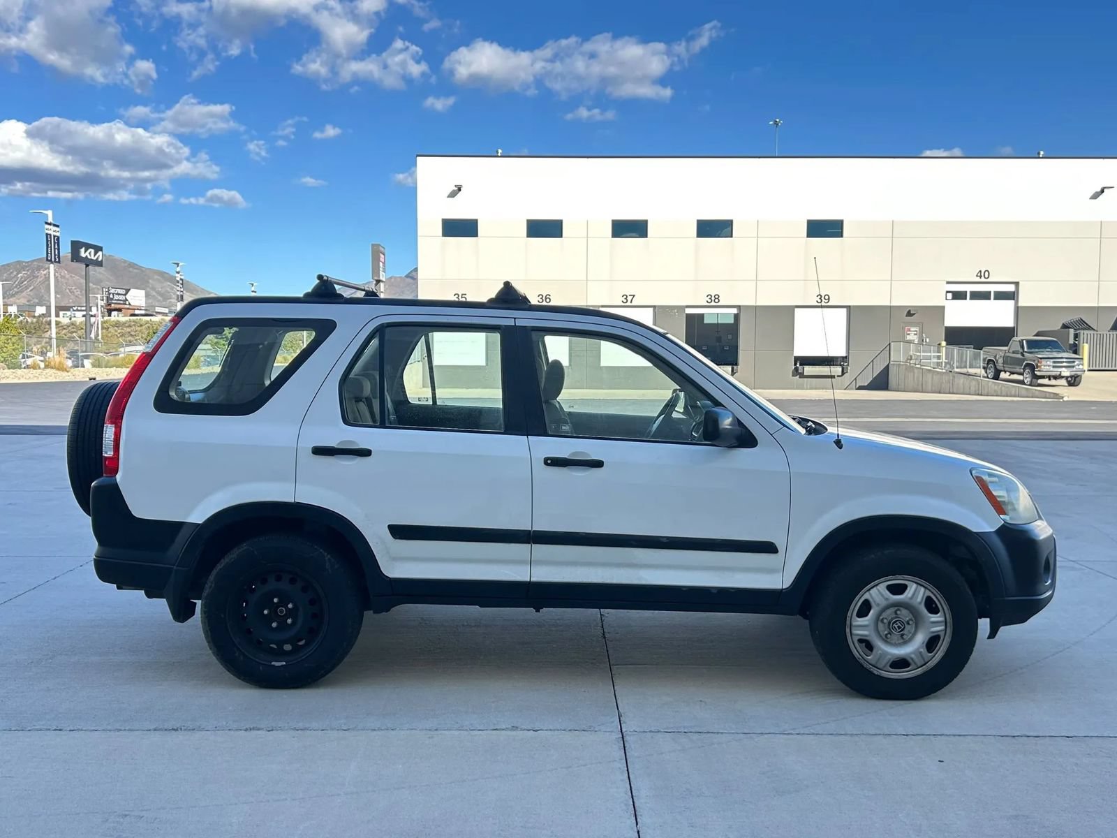 Used 2006 Honda CR-V LX image 6