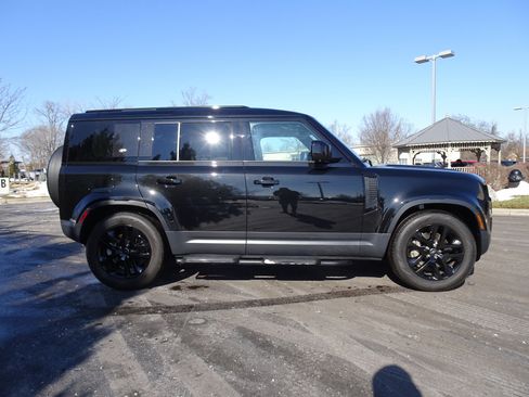 Certified 2023 Land Rover Defender 110 SE image 10