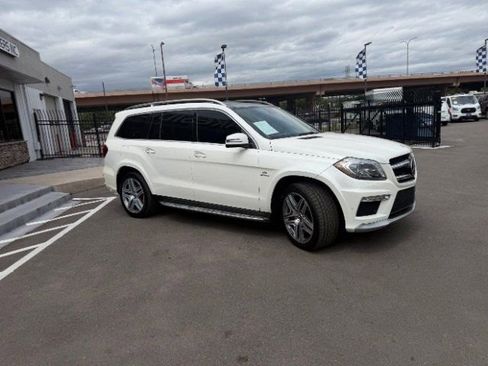 Used 2015 Mercedes-Benz GL 63 AMG 4MATIC image 16
