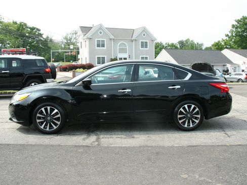 Used 2017 Nissan Altima 2.5 SV FWD image 14