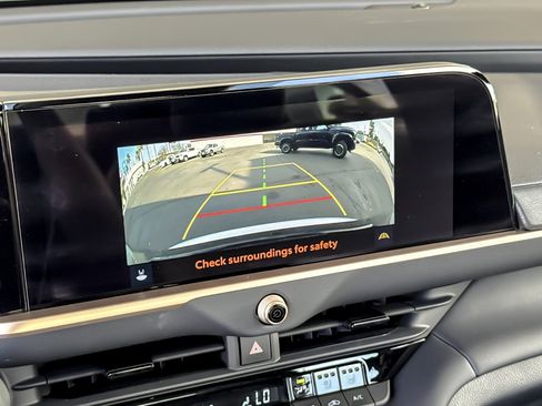 Certified 2026 Toyota Crown XLE image 18