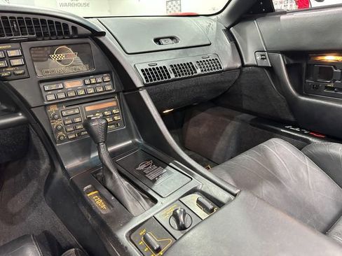 Used 1993 Chevrolet Corvette Convertible image 16