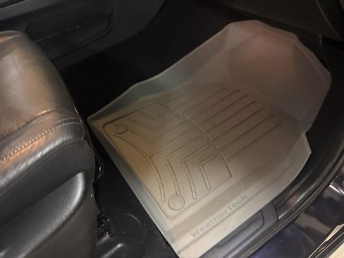 Used 2021 Dodge Durango SXT image 34