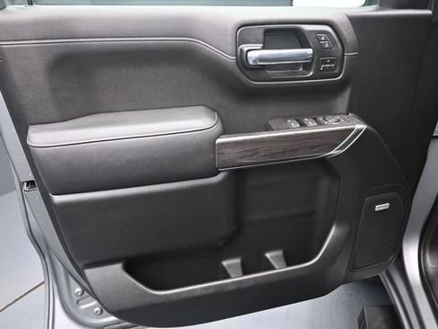 Used 2021 Chevrolet Silverado 1500 LTZ AWD/4WD image 14