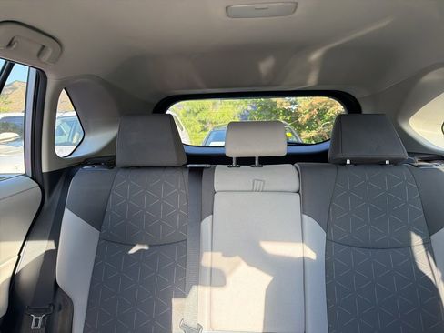 Used 2024 Toyota RAV4 XLE FWD image 24